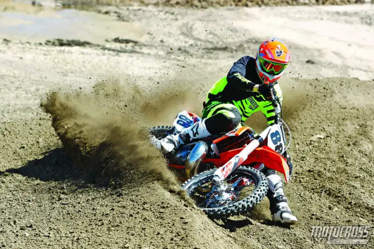 2015-2stroke-shootout-12
